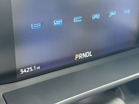 Used 2025 Ford Escape Active image 17