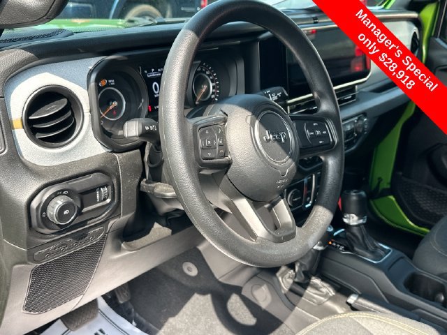 Used 2026 Jeep Wrangler Sport AWD/4WD image 14