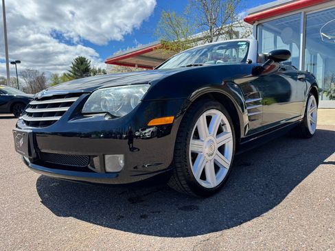 Used 2005 Chrysler Crossfire Limited RWD image 1