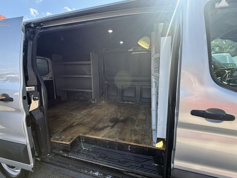 Used 2023 Ford Transit 250 Low Roof RWD image 10