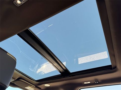 Certified 2022 Ford F150 King Ranch w/ Equipment Group 601A High image 28