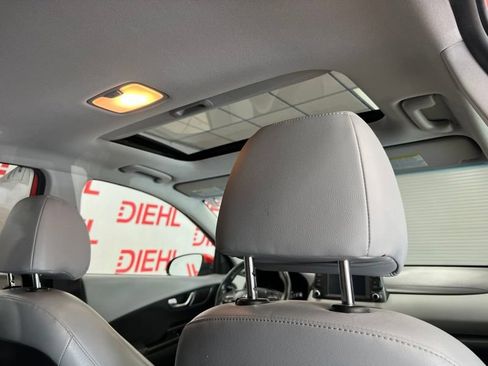 Used 2019 Hyundai Kona Limited FWD image 12