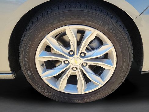 Used 2024 Chevrolet Malibu LT image 7