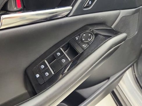 Used 2025 MAZDA CX-30 AWD 2.5 S w/ Preferred Package image 19