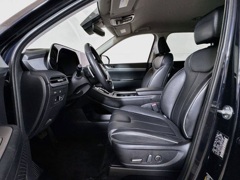 Used 2025 Hyundai Palisade SEL FWD image 19