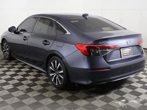 Used 2022 Honda Civic EX image 9