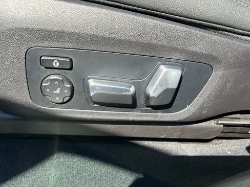 Used 2021 BMW X3 xDrive30e w/ Convenience Package image 26