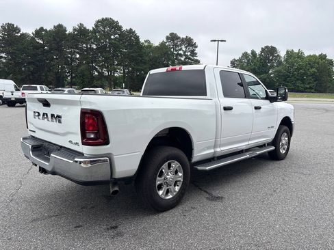 Used 2025 RAM 2500 Big Horn AWD/4WD image 8