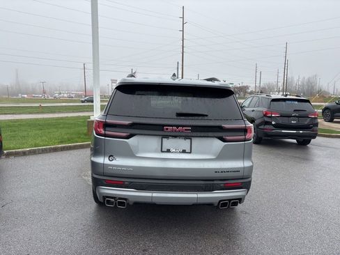 Certified 2024 GMC Acadia Elevation w/ Luxury Package image 6