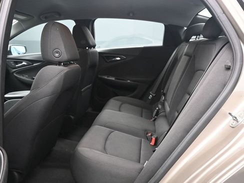 Used 2024 Chevrolet Malibu LT image 16