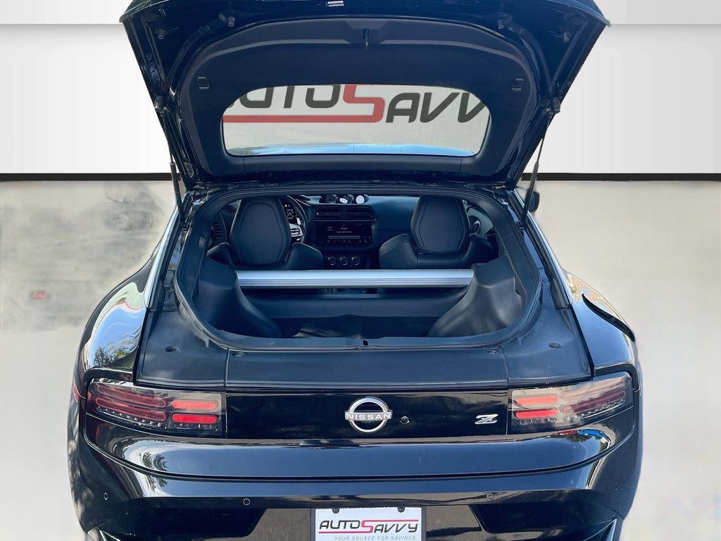 Used 2025 Nissan Z Performance w/ Floor Mat Package RWD image 24