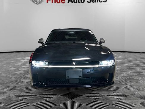 Used 2024 Dodge Charger Daytona Scat Pack w/ Plus Group AWD/4WD image 2
