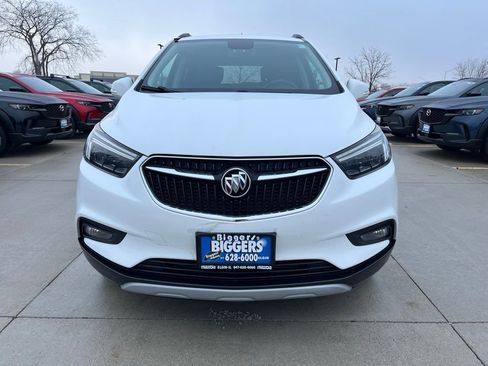 Used 2018 Buick Encore Essence image 3