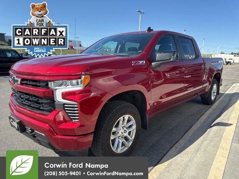 Used 2025 Chevrolet Silverado 1500 RST image 3
