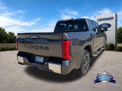 Used 2022 Toyota Tundra Limited w/ Power Package RWD image 7