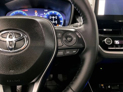 Used 2026 Toyota Corolla Cross XLE w/ Convenience Package image 24