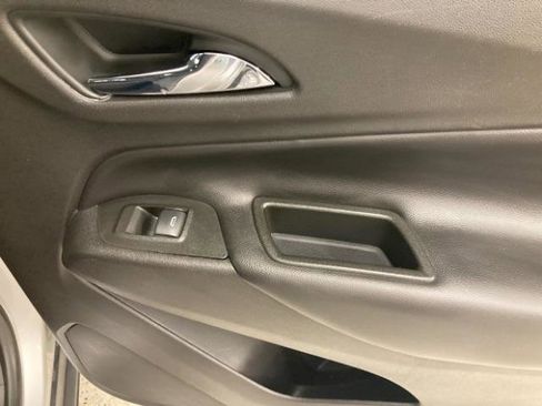 Used 2019 Chevrolet Equinox LT FWD image 40