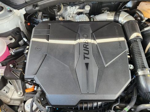 Used 2026 Hyundai Santa Fe SE FWD image 23