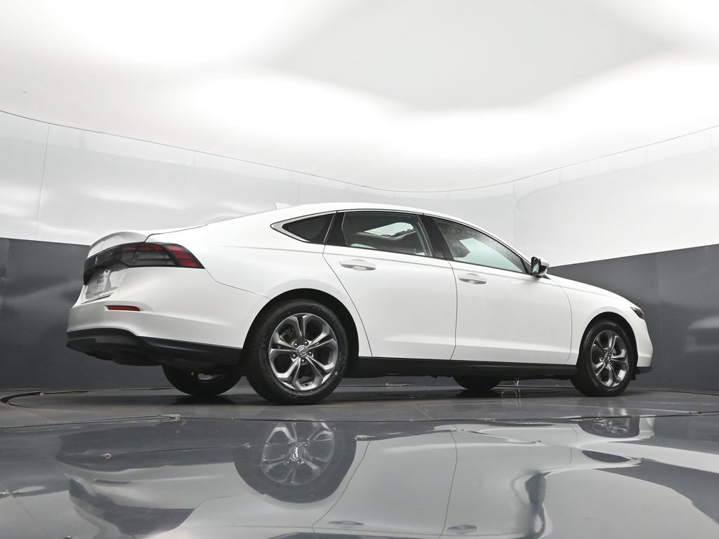 Used 2024 Honda Accord EX image 42
