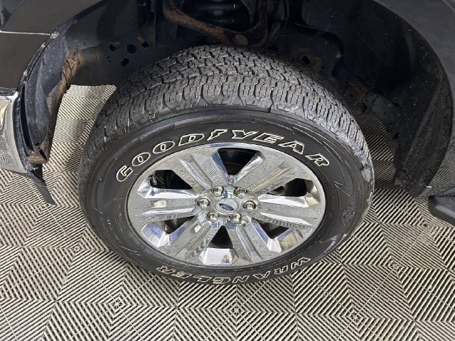 Used 2018 Ford F150 XLT w/ Equipment Group 302A Luxury AWD/4WD image 10