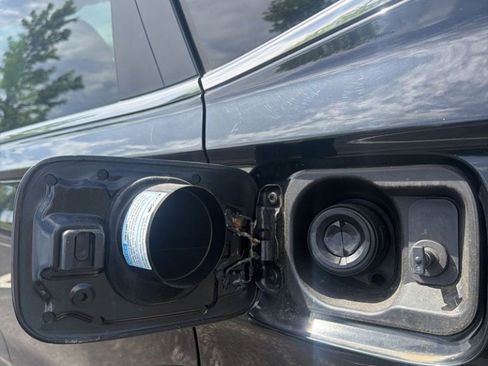 Certified 2023 Honda CR-V EX-L image 6