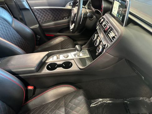 Used 2021 Genesis G70 3.3T w/ Sport Package RWD image 16