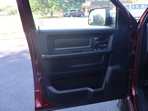 Used 2018 RAM 2500 Tradesman w/ Chrome Appearance Group AWD/4WD image 23