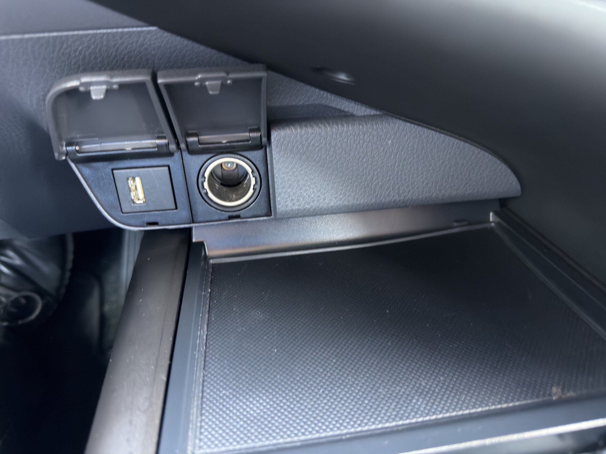 Used 2024 Toyota Camry LE FWD image 36