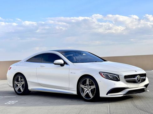 Used 2015 Mercedes-Benz S 63 AMG 4MATIC Coupe image 3