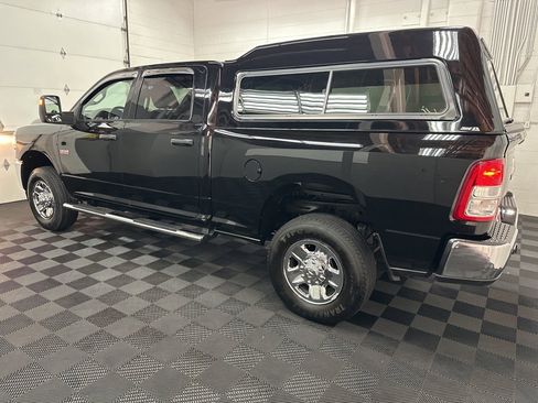 Used 2024 RAM 2500 Tradesman w/ Chrome Appearance Group image 6