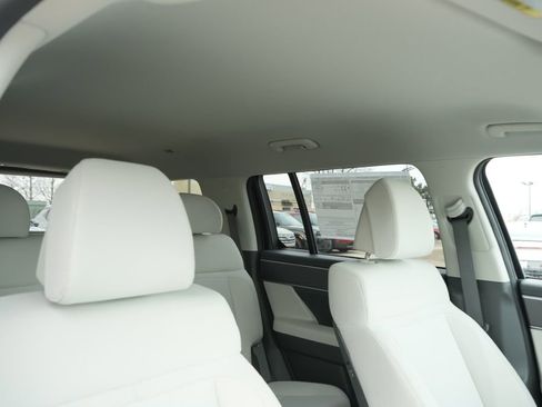 New 2026 Hyundai Santa Fe SE image 16