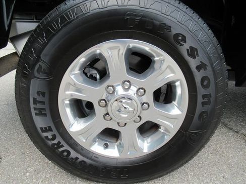 Used 2024 RAM 2500 Big Horn AWD/4WD image 8