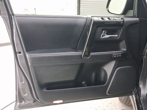 Used 2019 Toyota 4Runner Limited image 20