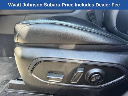 Used 2025 Jeep Grand Cherokee L Limited w/ Black Appearance Package AWD/4WD image 15