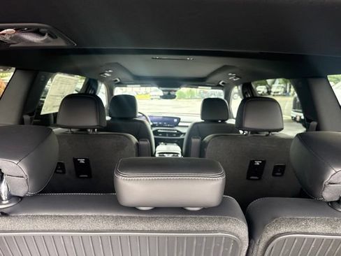 New 2026 Buick Enclave Sport Touring w/ Power Package AWD/4WD image 26