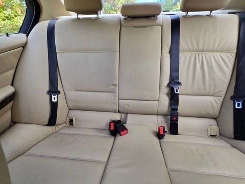 Used 2006 BMW 330xi Sedan image 15