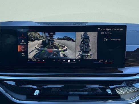 New 2026 BMW X5 xDrive40i w/ Premium Package image 21