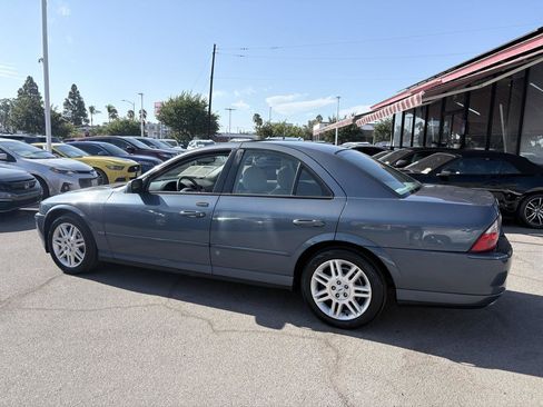 Used 2005 Lincoln LS RWD image 3