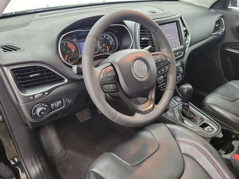 Used 2023 Jeep Cherokee Trailhawk w/ Sun & Sound Group AWD/4WD image 20