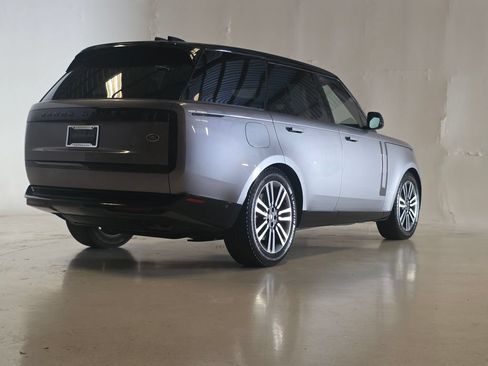 Certified 2023 Land Rover Range Rover SE AWD/4WD image 5