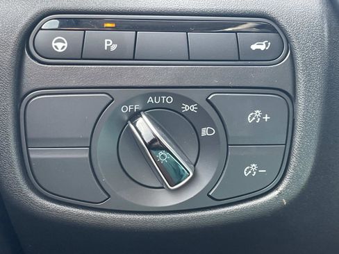 Certified 2025 INFINITI QX50 Luxe image 28