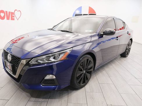 Used 2021 Nissan Altima 2.5 SR FWD image 1