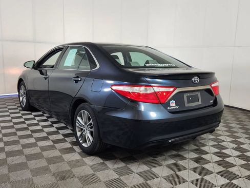 Used 2015 Toyota Camry SE w/ Protection Package FWD image 5