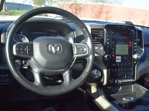 Used 2020 RAM 1500 Laramie AWD/4WD image 28