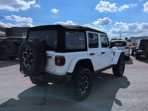 Used 2023 Jeep Wrangler Unlimited Rubicon w/ Steel Bumper Group AWD/4WD image 6