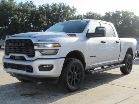 Used 2026 RAM 2500 Big Horn AWD/4WD image 2