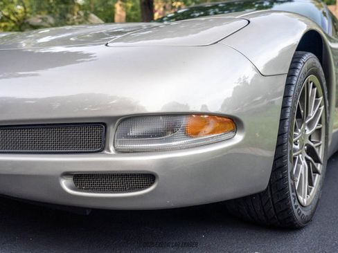 Used 2000 Chevrolet Corvette Coupe RWD image 77