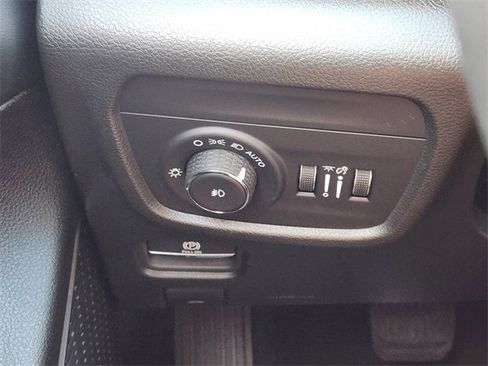 Used 2024 Jeep Grand Cherokee L Limited w/ Luxury Tech Group II AWD/4WD image 24