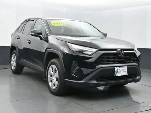 Used 2023 Toyota RAV4 LE image 2