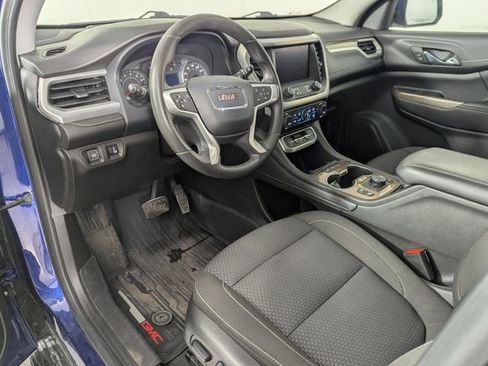 Used 2023 GMC Acadia SLE w/ LPO, Floor Liner Package AWD/4WD image 11